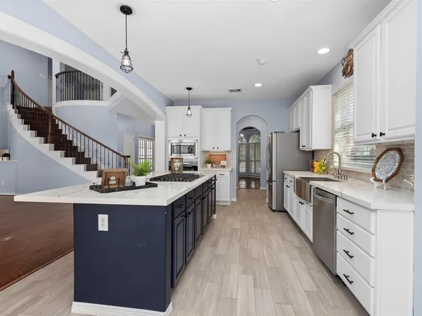 11831 Gray Forest Trl, Tomball, TX 77377