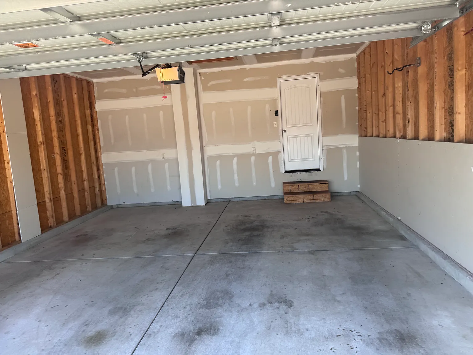 5537 N Lycee Ct — Photo 4