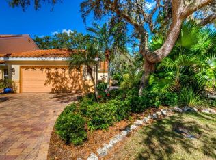 240 Woods Point Rd, Osprey, FL 34229
