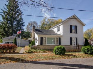 1230 Phoenix St, Niles, MI 49120
