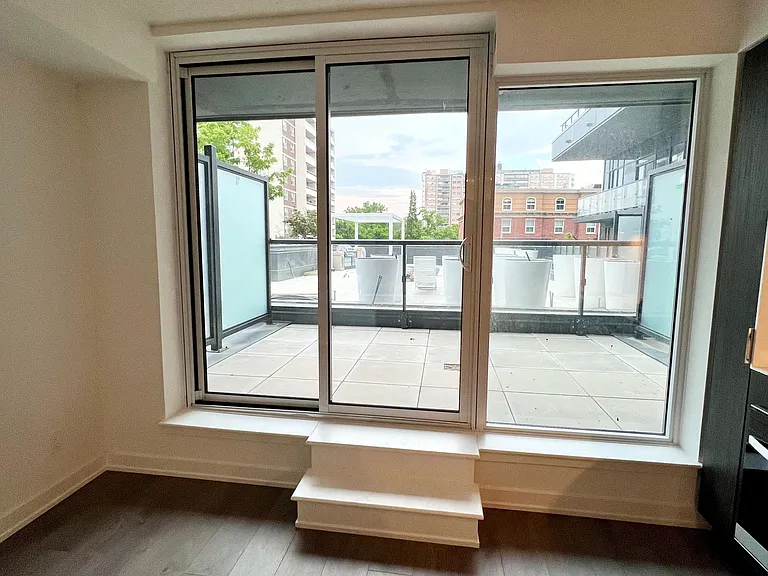 370 Martha St #212 — Photo 11