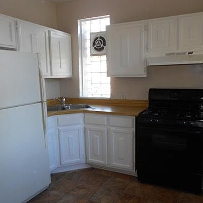 2nd image of 5545 N Glenwood Ave