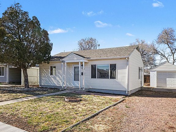 3rd image of 1208 Falcon Ave