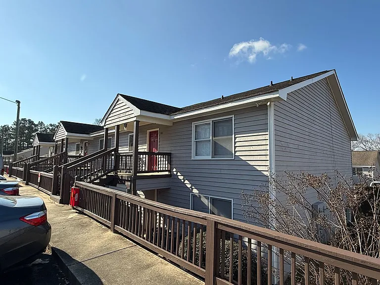 2505 West Broad Street — Photo 12