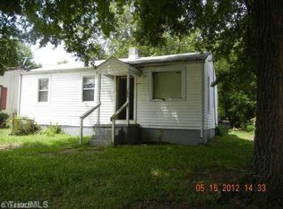 1609 NE Ashley School Cir, Winston Salem, NC 27105