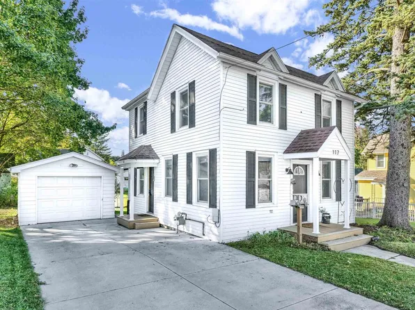 117 Milwaukee Street, Stoughton, WI 53589