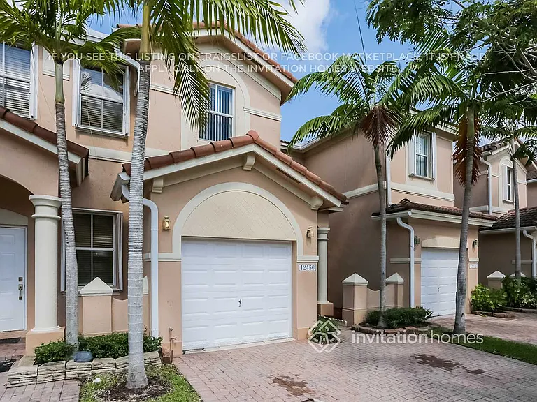 12456 SW 124th Path — Photo 2