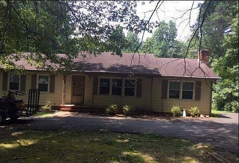 1st image of 224 Morgan Ln