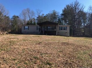 11 Acorn Ln, Fletcher, NC 28732