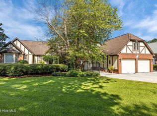 138 White Oak Bluff Rd, Stella, NC 28582