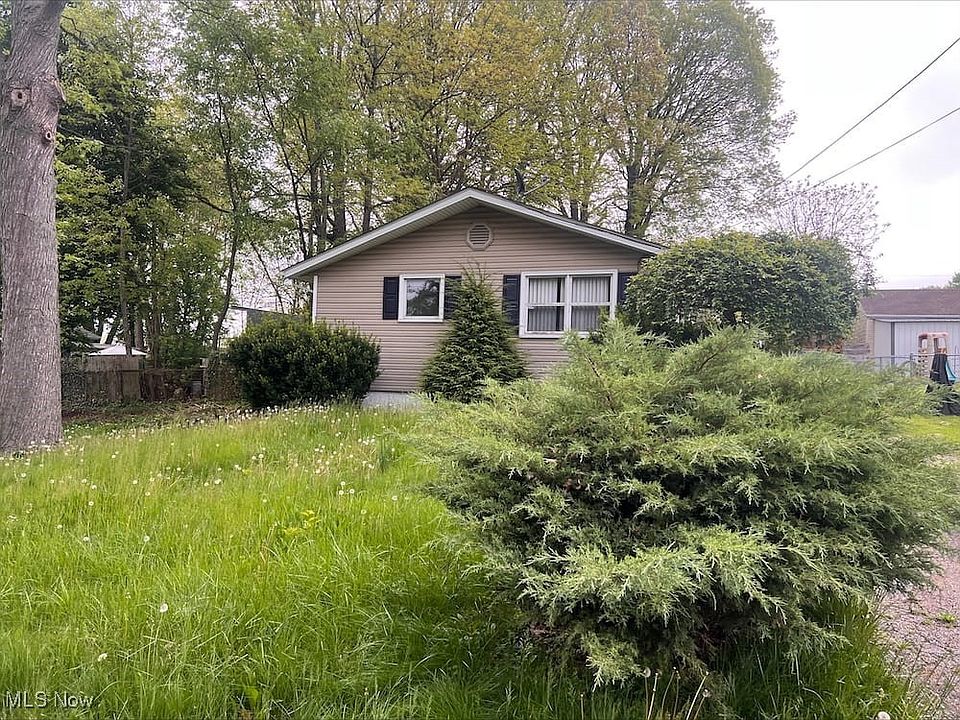 2nd image of 3816 Arnold Ave NW