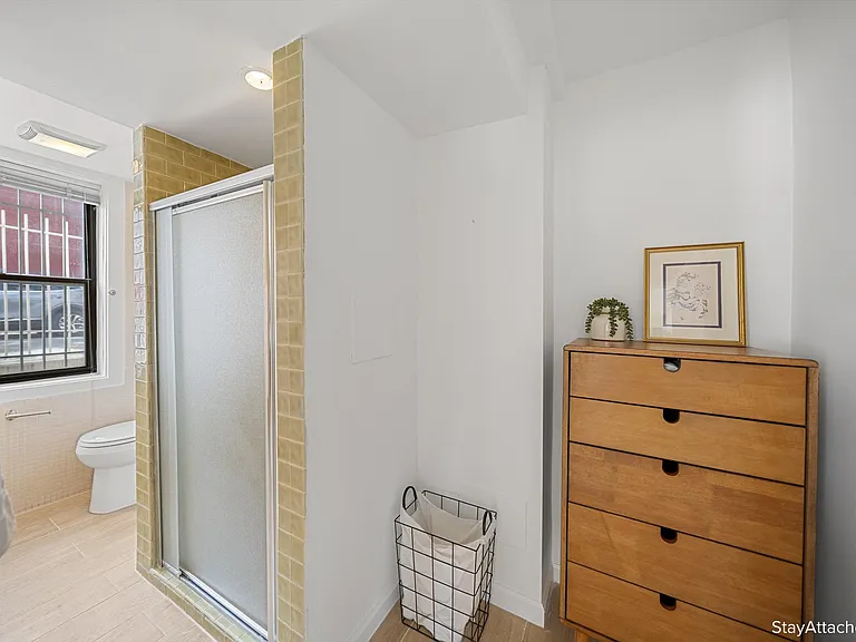 1822 15th St NW #B1 — Photo 9