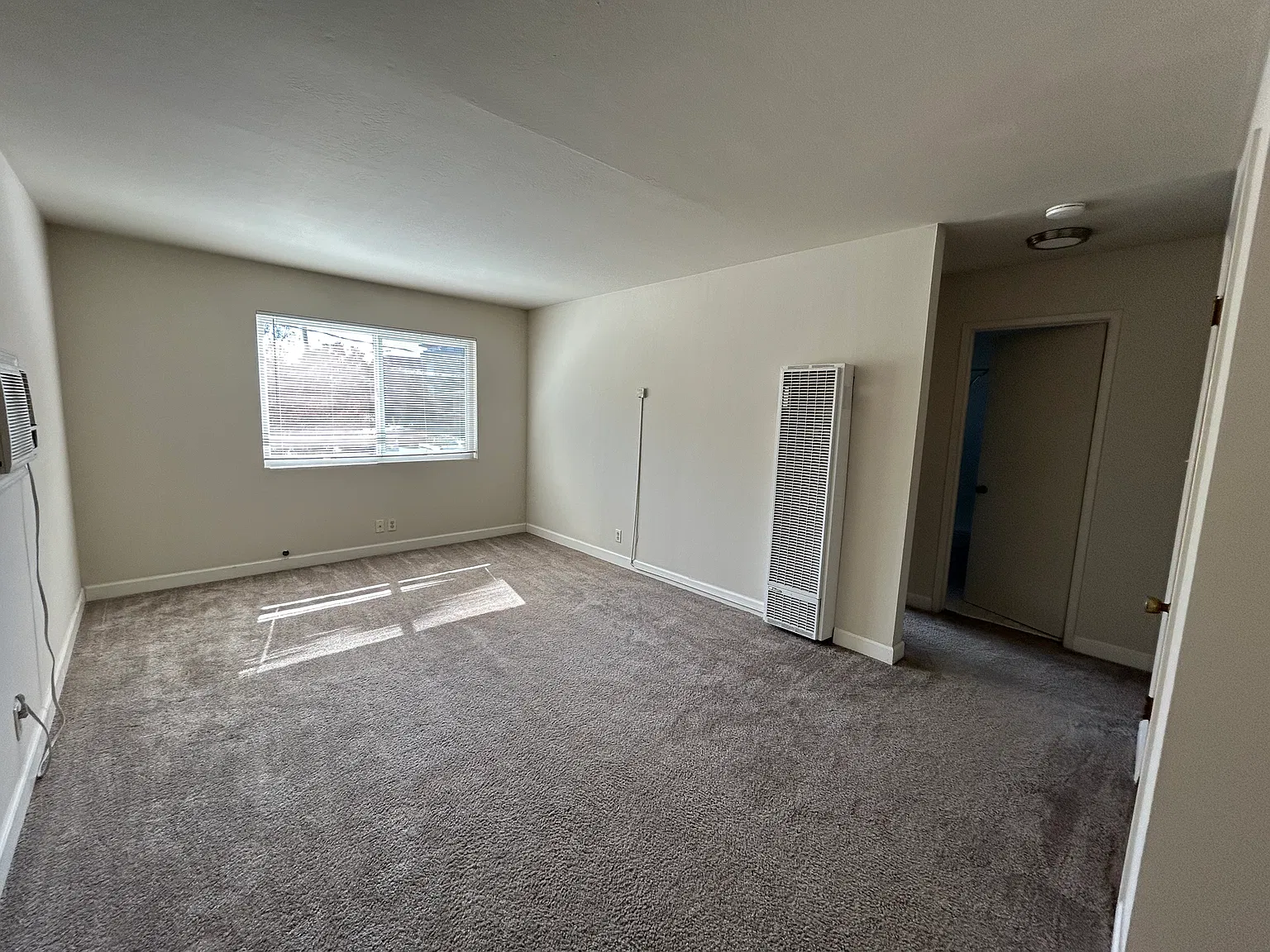 2 bed, $2,100 — Photo 3