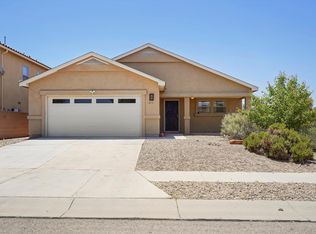 1951 Corta Rustica Rd, Los Lunas, NM 87031
