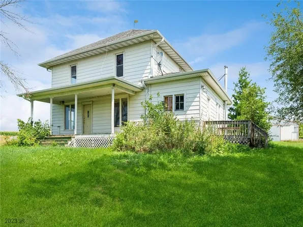 1253 330th St, Fontanelle, IA 50846