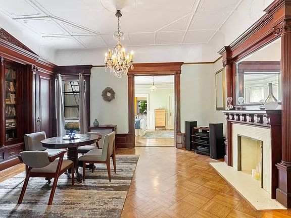3rd image of 296 Garfield Pl APT 1