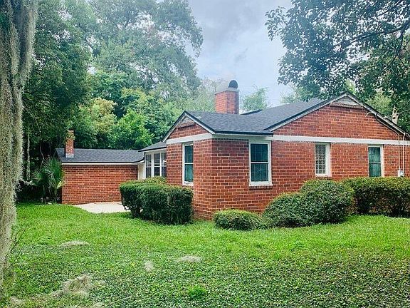 3rd image of 5851 CLIFTON Avenue