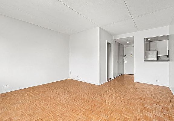 4th image of 600 Columbus Ave #7DD