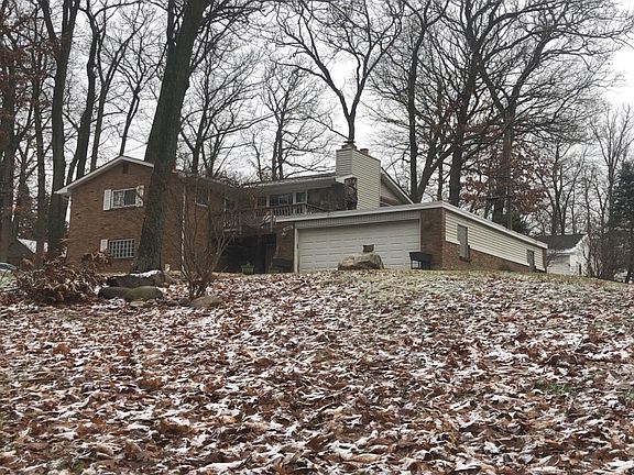 2nd image of 1735 Hayes Ave