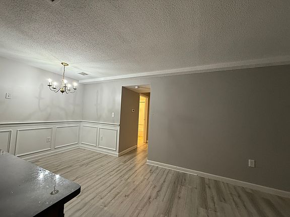 4th image of 34 Walden Dr APT 3