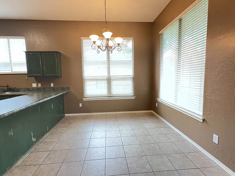 10100 Shadowview Dr — Photo 20