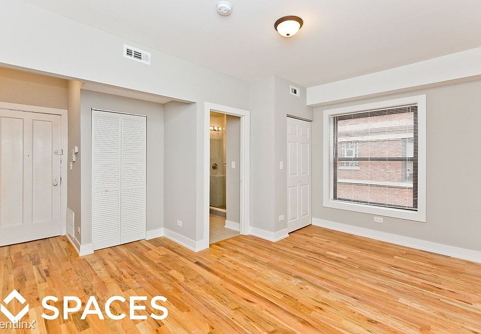 1st image of 820 W Cuyler Ave #824-334