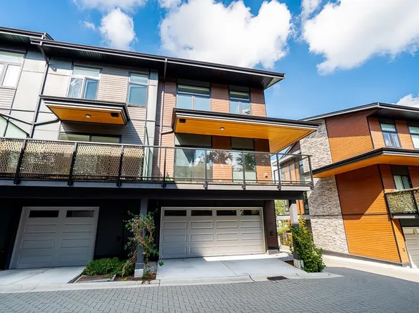 50 Seaview Dr #7, Pt Moody, BC V3H 1N7