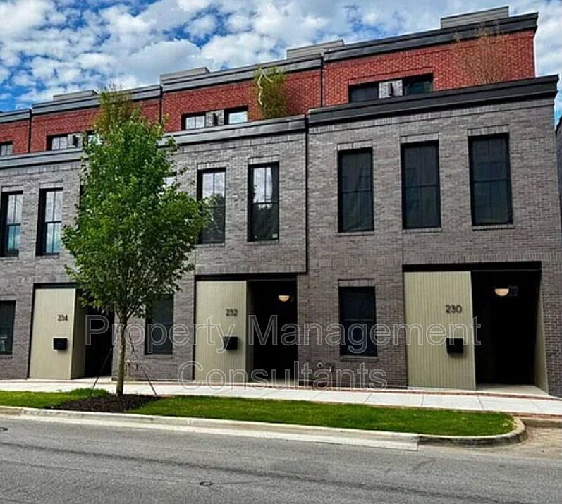 1st image of 230 Washington St NE