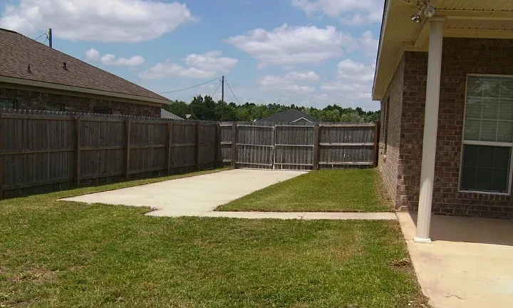 Building Photo - 13631 Catahoula Dr S