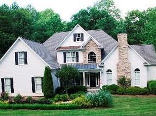 5912 Tarleton Dr, Oak Ridge, NC 27310