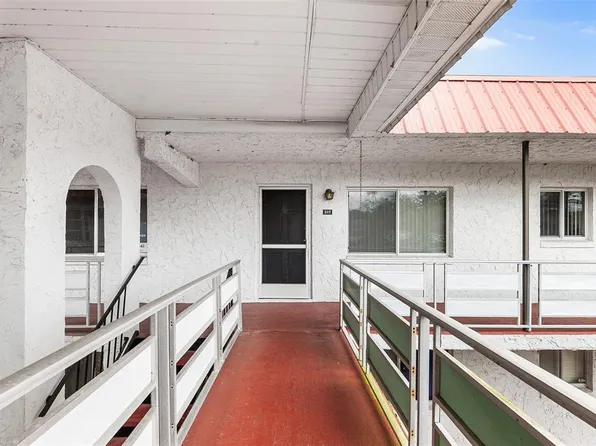 1100 Martinique Dr APT 207, Winter Haven, FL 33884