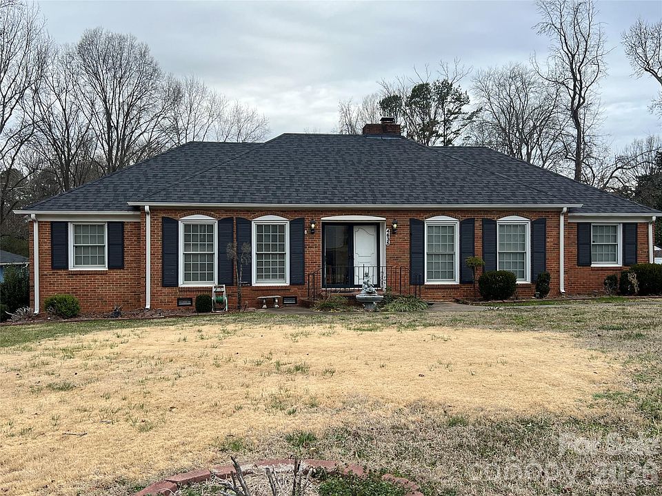1st image of 4635 Cloverdale Ave