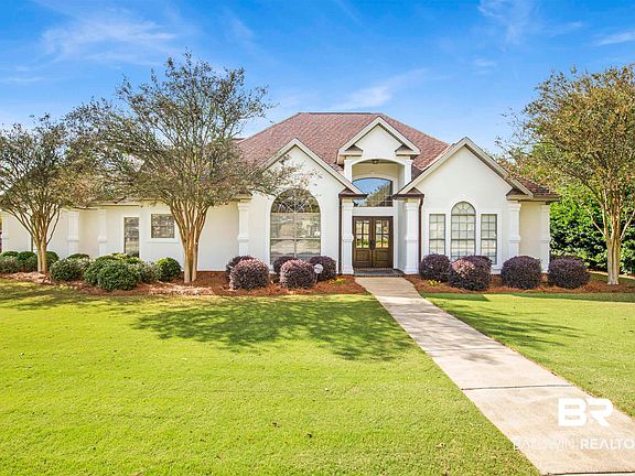 2nd image of 25726 Ravenwood Cir