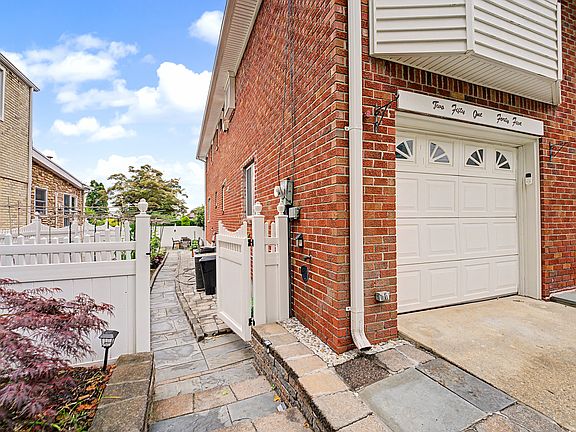 2nd image of 25145 Van Zandt Ave #1