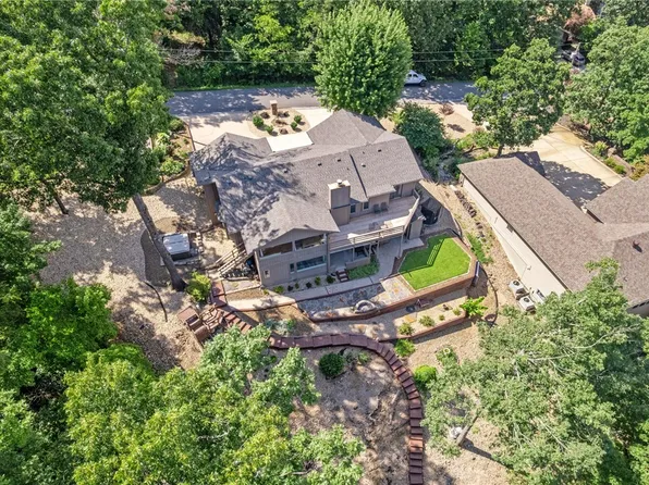 14 Waterside Ln, Bella Vista, AR 72715