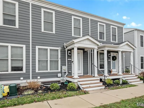 5107 Barter St, Saint Charles, MO 63301