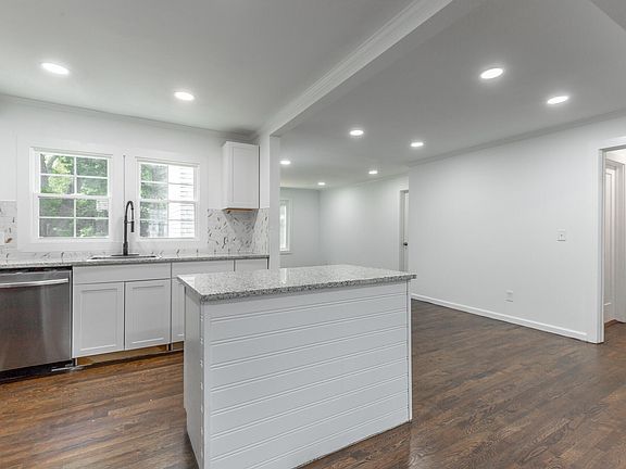 5th image of 2223 Beeler Ave