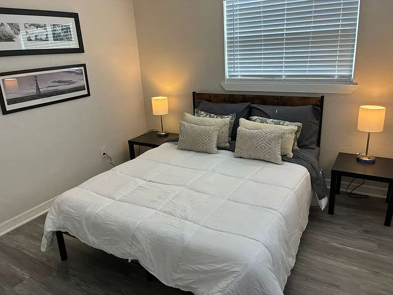 Comfortable bedroom with quality bedding and a no-fuss layout.