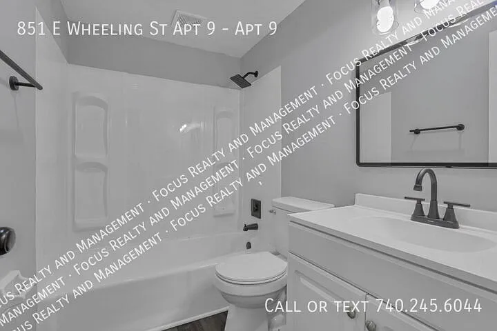 851 E Wheeling St #9 — Photo 7