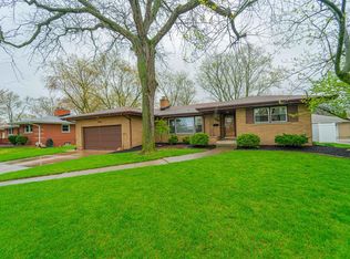 8449 Moraine Ave, Munster, IN 46321