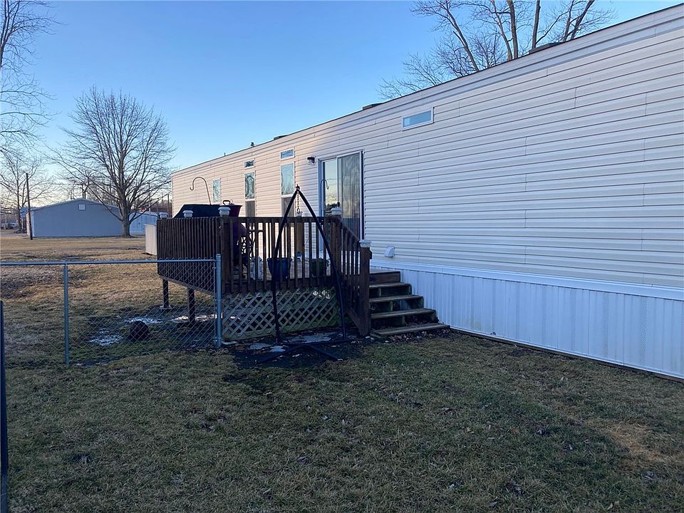 121 E 6th St, Saint Elmo, IL 62458 MLS 6217942 Zillow