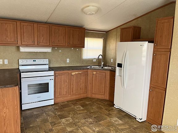 3rd image of 26444 2nd St