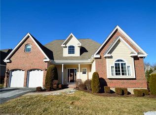 3 Avery Rd, Bloomfield, CT 06002