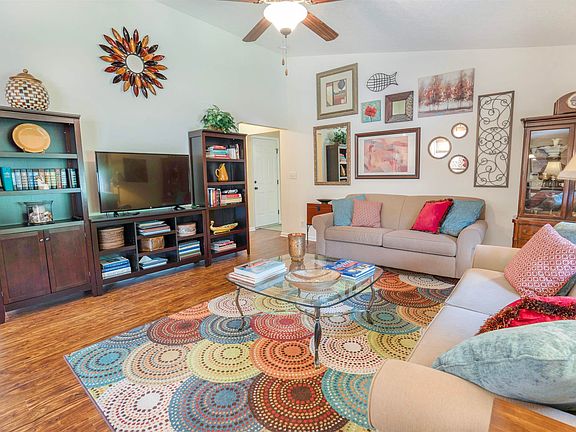 4th image of 11024 N Quiet Water Cir