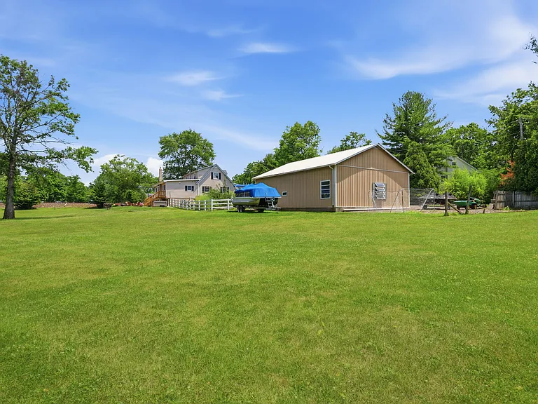 1682 Creek Rd — Photo 50