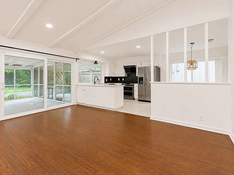 5202 Greenheart Dr — Photo 5