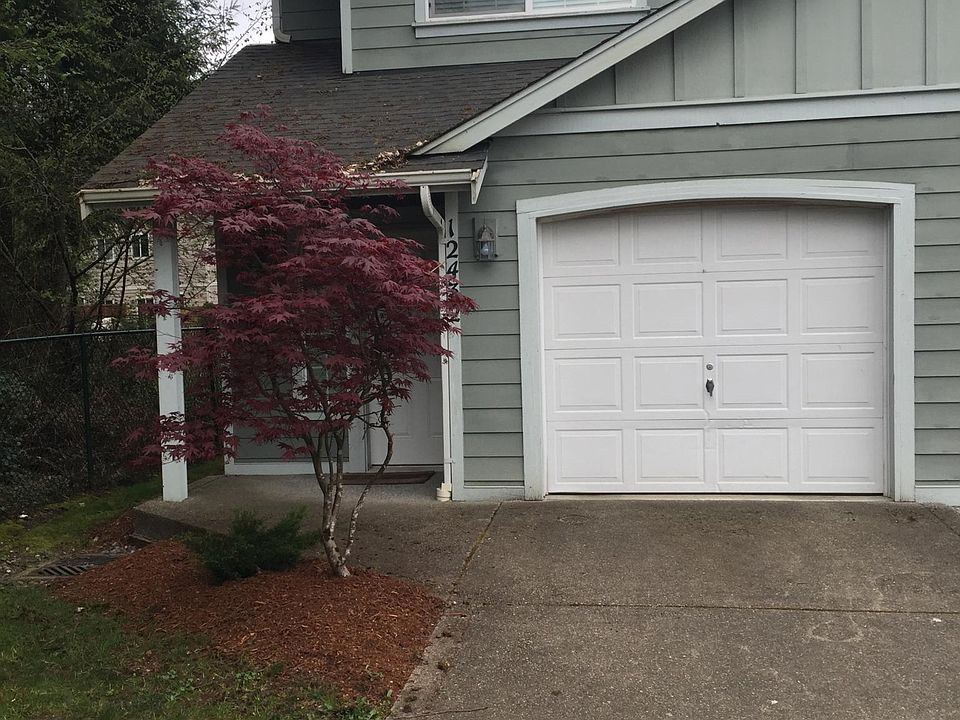 1st image of 12432 160th Street Ct E
