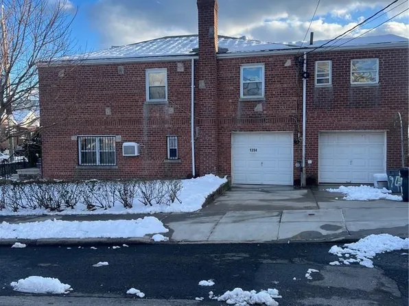 1394 Waring Avenue, Bronx, NY 10469
