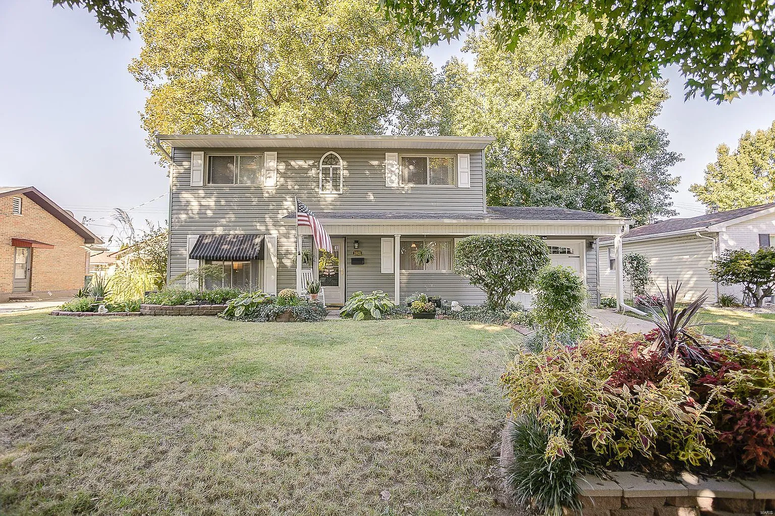 2821 Sunset Dr photo 1