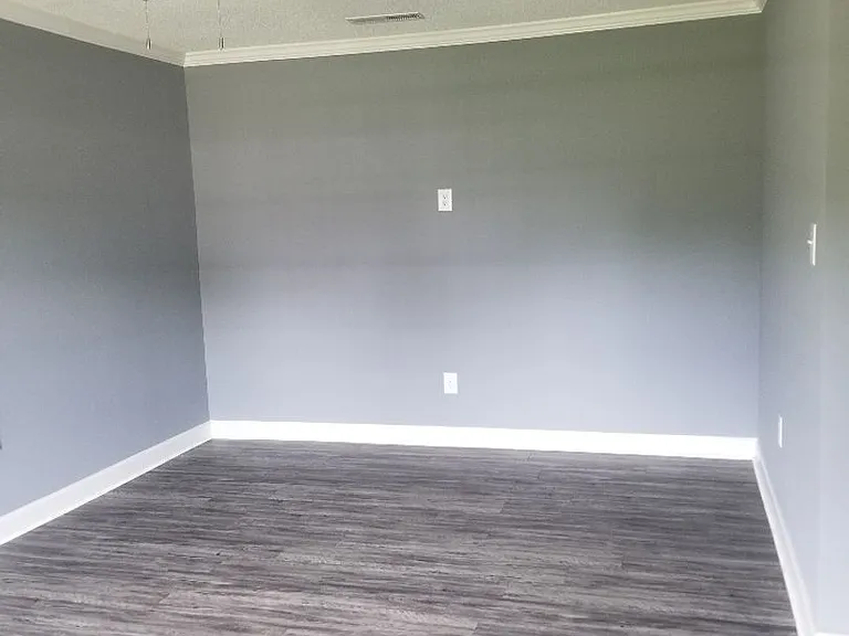 2100 Peachtree St — Photo 2
